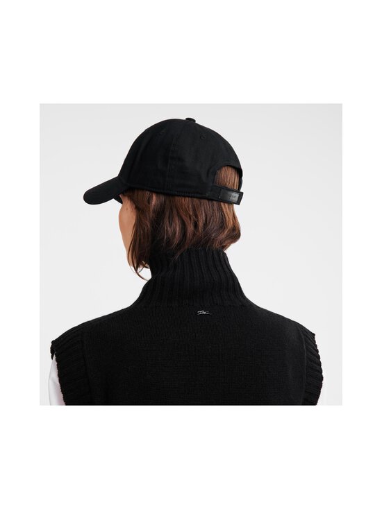Longchamp - Solid Cap naģene - 001 BLACK - photo 3 Longchamp - Solid Cap naģene - 001 BLACK | Stockmann - photo 3