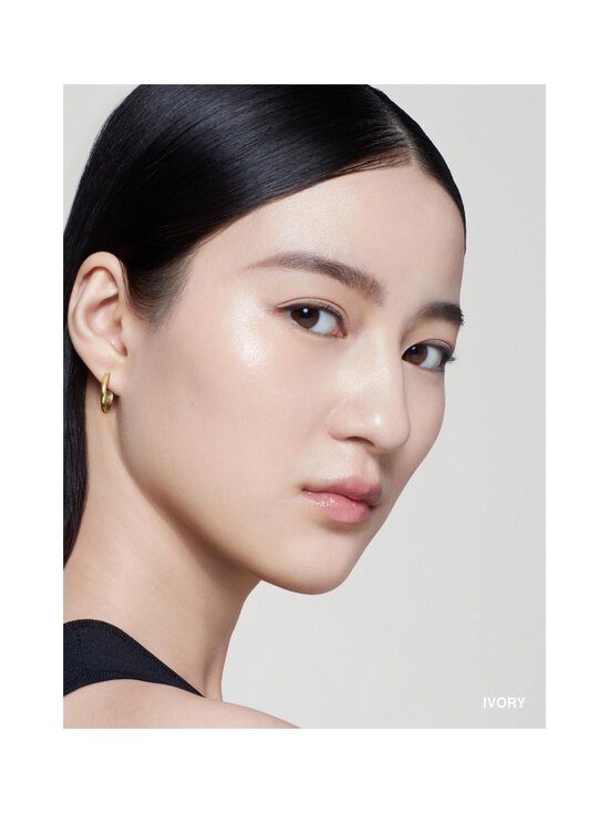 Bobbi Brown - Intensive Serum Foundation -meikkivoide - IVORY - photo 3 Bobbi Brown - Intensive Serum Foundation -meikkivoide - IVORY | Stockmann - photo 3