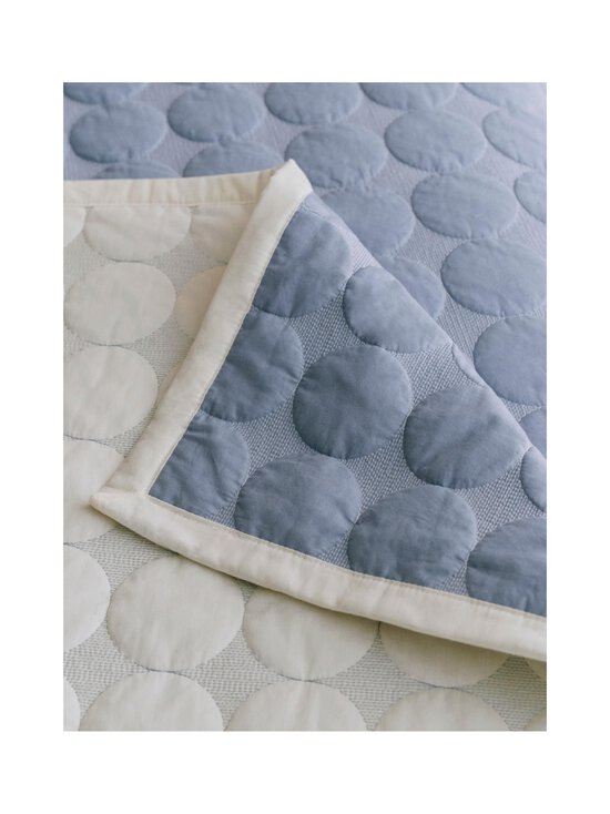 HAY - Mega Dot gultas pārklājs - DUSTY BLUE | Stockmann - photo 2