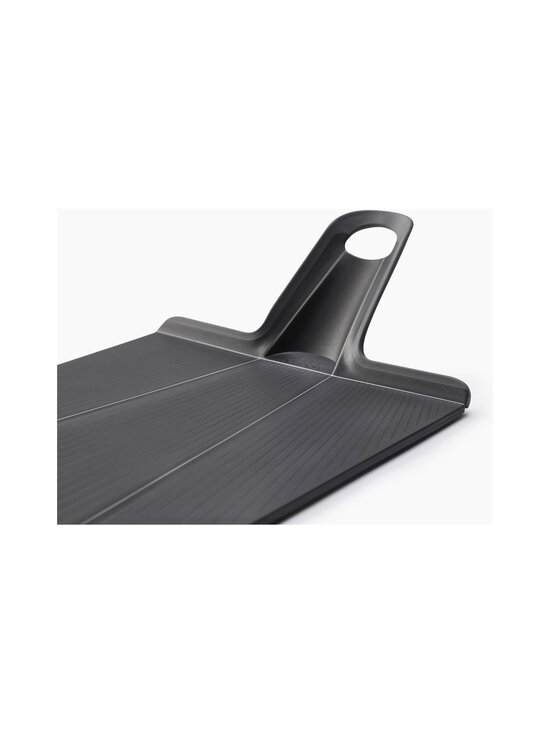 Joseph Joseph - Chop2Pot Plus Regular -leikkuulauta - BLACK - photo 2 Joseph Joseph - Chop2Pot Plus Regular -leikkuulauta - BLACK | Stockmann - photo 2