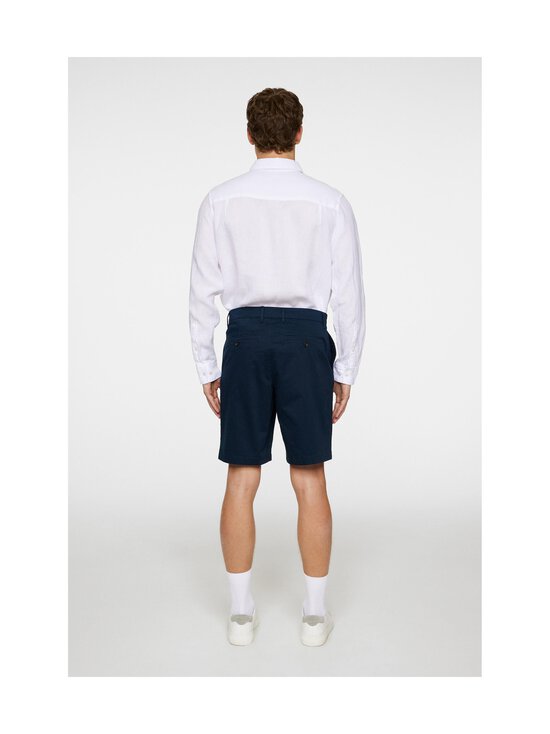 J.Lindeberg - Lühikesed püksid Shane Cloud Satin - 6855 JL NAVY - photo 4 J.Lindeberg - Lühikesed püksid Shane Cloud Satin - 6855 JL NAVY | Stockmann - photo 4