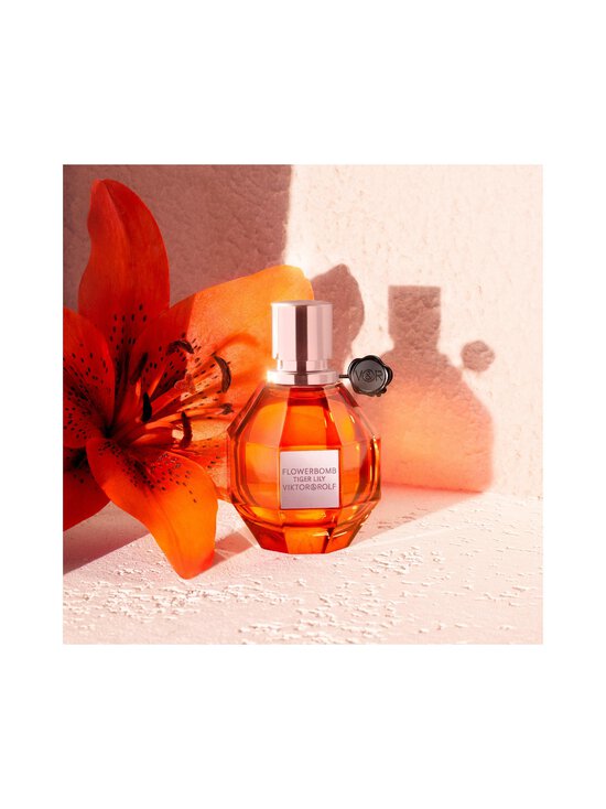 Viktor & Rolf - Flowerbomb Tiger Lily EdP -tuoksu - NOCOL - photo 7 Viktor & Rolf - Flowerbomb Tiger Lily EdP -tuoksu - NOCOL | Stockmann - photo 7
