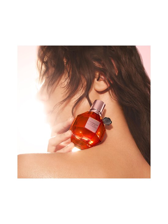 Viktor & Rolf - Flowerbomb Tiger Lily EdP -tuoksu - NOCOL - photo 8 Viktor & Rolf - Flowerbomb Tiger Lily EdP -tuoksu - NOCOL | Stockmann - photo 8
