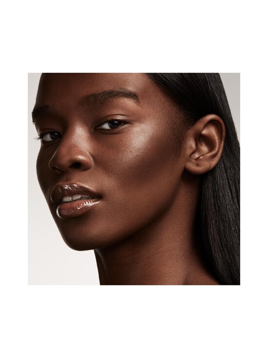 Fenty Beauty - Match Stix Matte Contour Skinstick -varjostuspuikko - 06 EBONY - photo 3 Fenty Beauty - Match Stix Matte Contour Skinstick -varjostuspuikko - 06 EBONY | Stockmann - photo 3