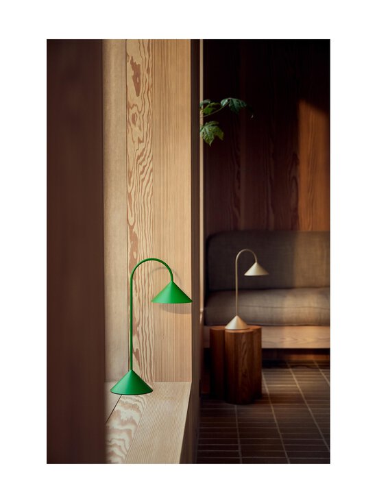 Frandsen - Grasp Portable -pöytävalaisin - GREEN | Stockmann - photo 2