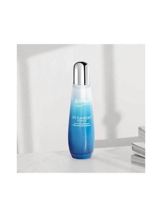 Biotherm - Life Plankton Moisturizing Essence -hoitoneste, 125 ml - photo 2 Biotherm - Life Plankton Moisturizing Essence -hoitoneste, 125 ml | Stockmann - photo 2