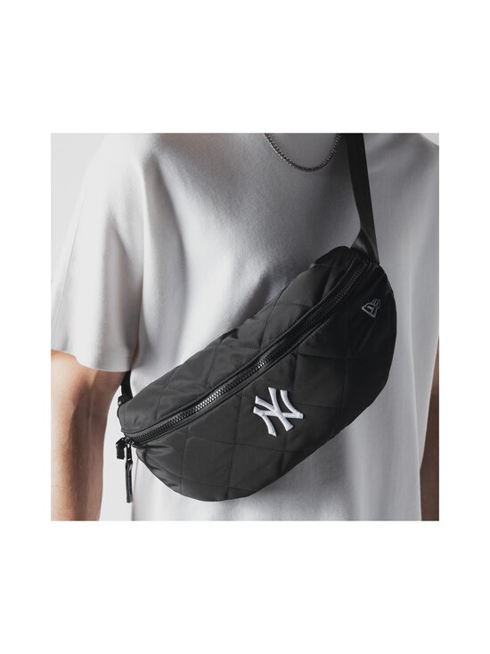 New Era - Quilted Waist jostas soma - BLK BLACK | Stockmann - photo 6