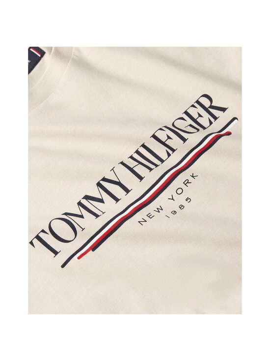 Tommy Hilfiger - T-särk Brand Love - ACG NEWSPRINT - photo 3 Tommy Hilfiger - T-särk Brand Love - ACG NEWSPRINT | Stockmann - photo 3