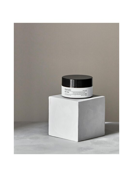 Meraki - Silky Mist Body Scrub -vartalokuorinta - NO COL - photo 2 Meraki - Silky Mist Body Scrub -vartalokuorinta - NO COL | Stockmann - photo 2
