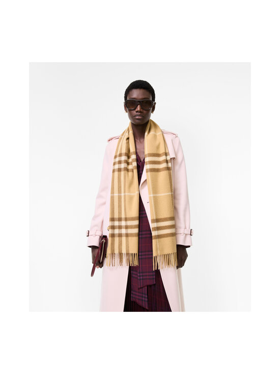 Burberry - Giant Check -kashmirhuivi - C6340 FINCH BEIGE | Stockmann - photo 4
