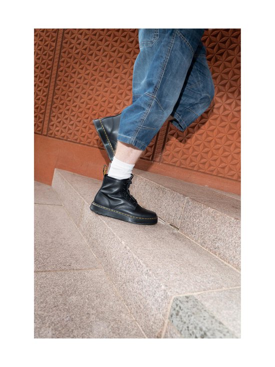 Dr. Martens - Nahast saapad Brookline Chukka - BLACK - photo 5 Dr. Martens - Nahast saapad Brookline Chukka - BLACK | Stockmann - photo 5