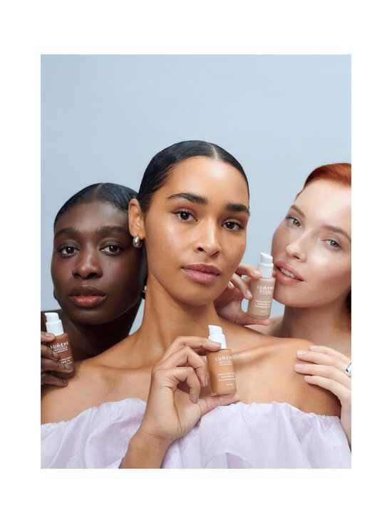Lumene - Invisible Illumination Vegan Collagen Serum in Foundation SPF30 -seerumimeikkivoide - 9 | Stockmann - photo 4