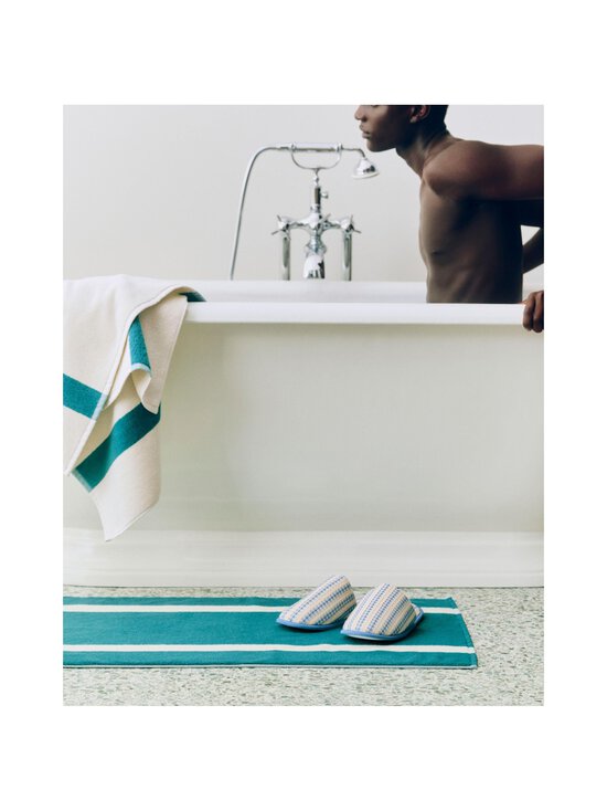 HAY - Stripe-kylpyhuonematto - PETROL BLUE | Stockmann - photo 3