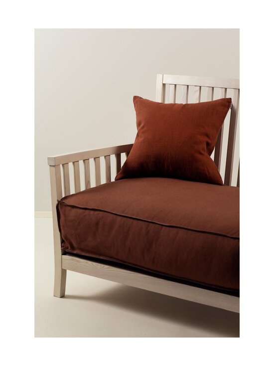 Himla - Sunshine linen cushion 50 x 50 cm - LINGONBERRY | Stockmann - photo 2