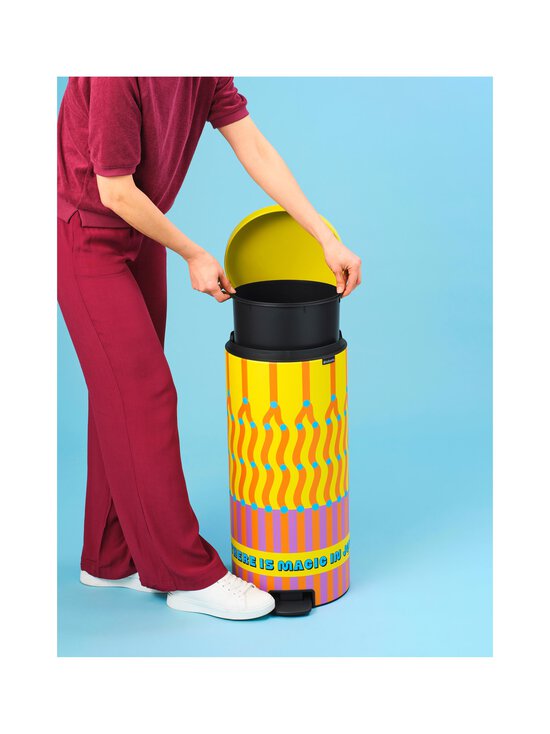 Brabantia - NewIcon Yinka Ilori Limited Edition -poljinroskakori 30 l - YINKA ILORI | Stockmann - photo 5