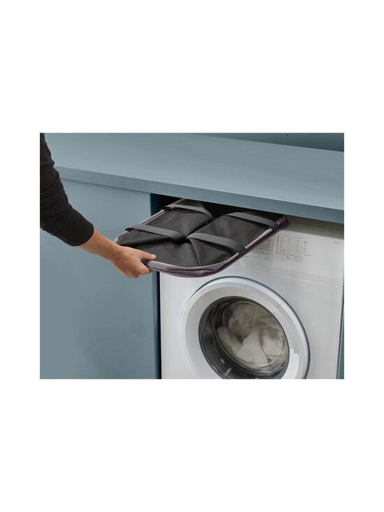 Joseph Joseph - Hold-All Max saliekams veļas grozs 55 L - GREY - photo 9 Joseph Joseph - Hold-All Max saliekams veļas grozs 55 L - GREY | Stockmann - photo 9