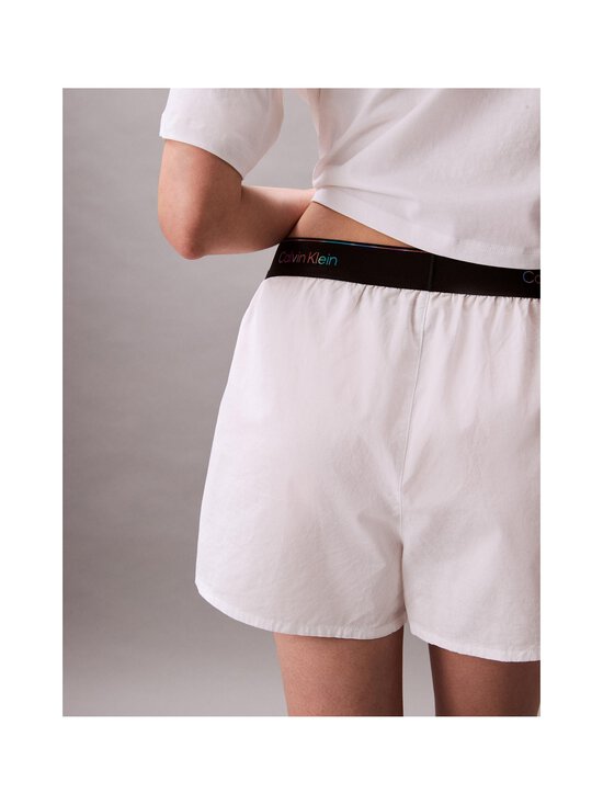 Calvin Klein Underwear - Logo Poplin Pride šorti - 100 CLASSIC WHITE - photo 6 Calvin Klein Underwear - Logo Poplin Pride šorti - 100 CLASSIC WHITE | Stockmann - photo 6