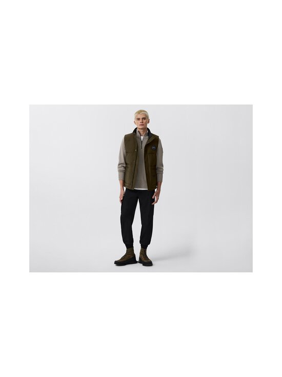 Canada Goose - Sulevest Freestyle Crew - 49 MILITARY GREEN - VERT MILITAIRE - photo 4 Canada Goose - Sulevest Freestyle Crew - 49 MILITARY GREEN - VERT MILITAIRE | Stockmann - photo 4