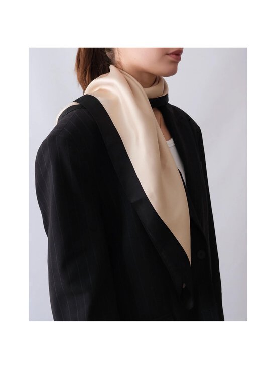 lescarf - No 7 -silkkihuivi - SAND &AMP; BLACK | Stockmann - photo 3
