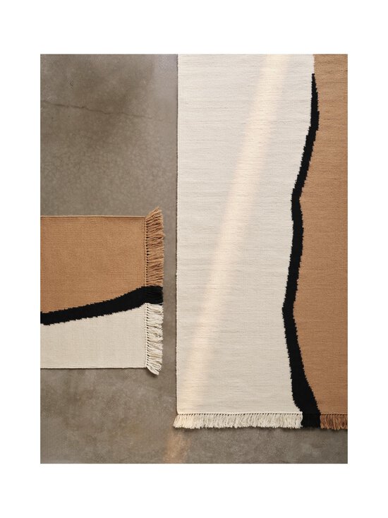 Ferm Living - Soil Kelim -villamatto - DARK SAND/OFF-WHITE - photo 3 Ferm Living - Soil Kelim -villamatto - DARK SAND/OFF-WHITE | Stockmann - photo 3