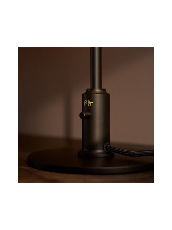 Louis Poulsen - PH 3/2 Dusty Terracotta -pöytävalaisin - DUSTY TERRACOTTA | Stockmann - photo 9