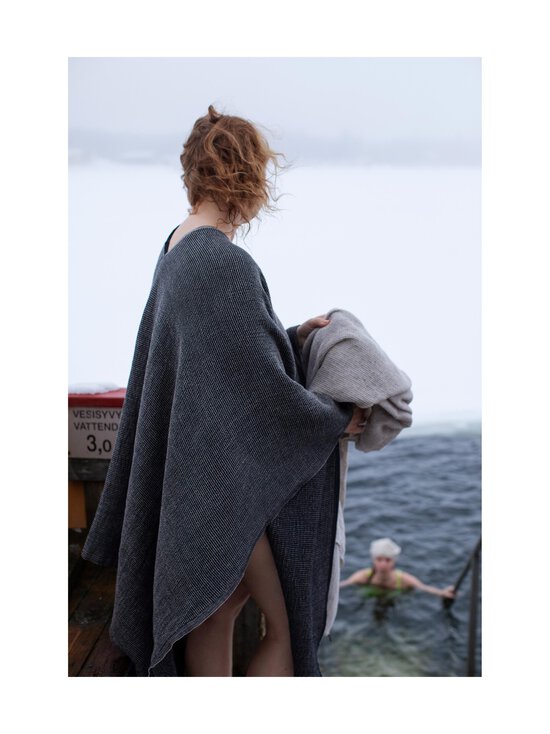 Lapuan Kankurit - Terva-poncho - 49 BLACK-LINEN | Stockmann - photo 2
