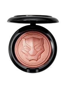 MAC - Black Panther Extra Dimension -korostuspuuteri 7.5 g | Stockmann