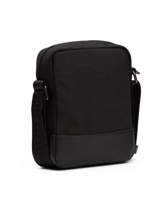 Tommy Hilfiger - TH Travel Mini Reporter -laukku - BDS BLACK - photo 4 Tommy Hilfiger - TH Travel Mini Reporter -laukku - BDS BLACK | Stockmann - photo 4