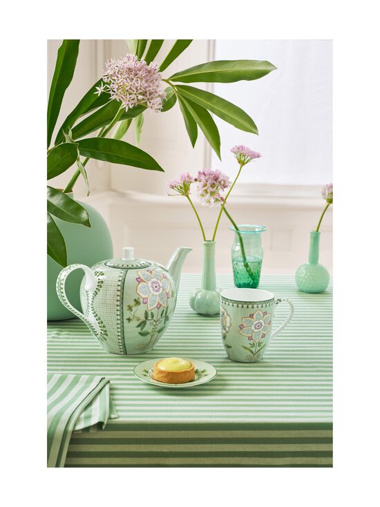 PIP Studio - Large Lily & Lotus porcelāna krūze 350 ml - LIGHT GREEN - photo 4 PIP Studio - Large Lily & Lotus porcelāna krūze 350 ml - LIGHT GREEN | Stockmann - photo 4