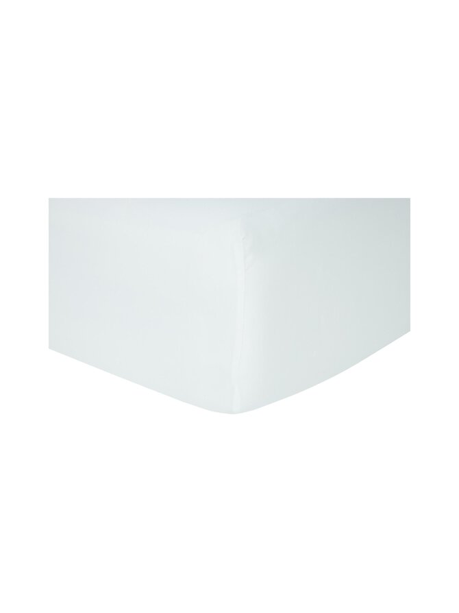 White fitted sheet