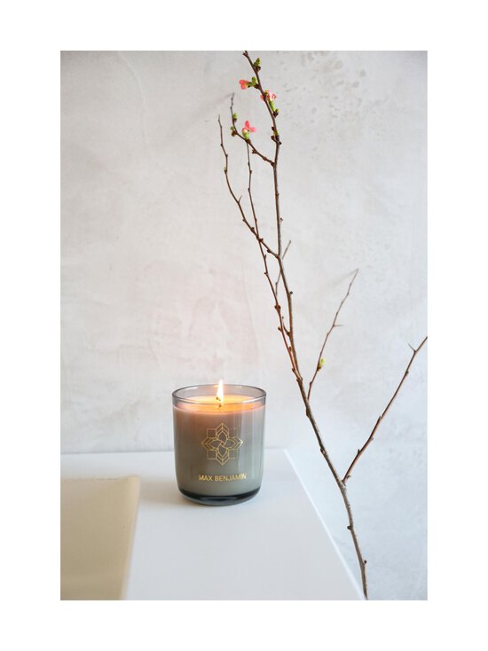 Max Benjamin - Kyoto Blossom Luxury -tuoksukynttilä 210 g - PINK | Stockmann - photo 3