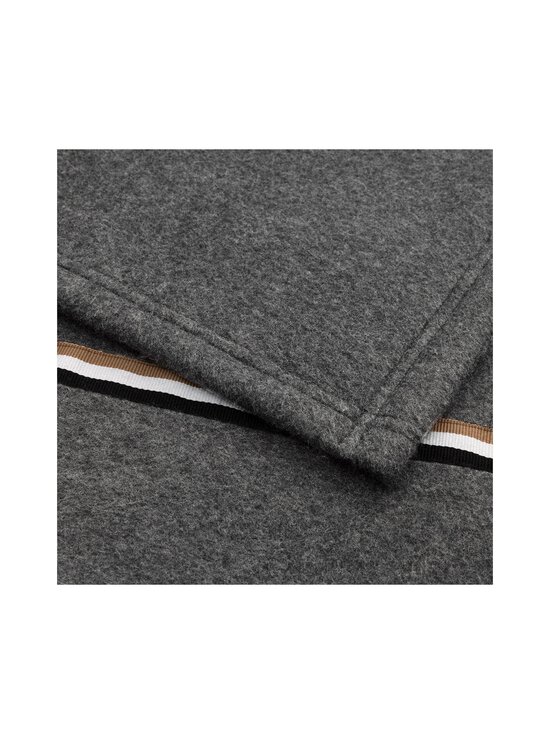 Hugo Boss - Blinea-huopa 130 x 170 cm - MAGNET - photo 3 Hugo Boss - Blinea-huopa 130 x 170 cm - MAGNET | Stockmann - photo 3