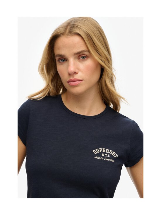 Superdry - Athletic Essentials Slub t-krekls - 98T ECLIPSE NAVY - photo 3 Superdry - Athletic Essentials Slub t-krekls - 98T ECLIPSE NAVY | Stockmann - photo 3