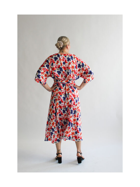 Lili Marleena - Kukkakuvioitu midi-kietaisumekko - WHITE | Stockmann - photo 4