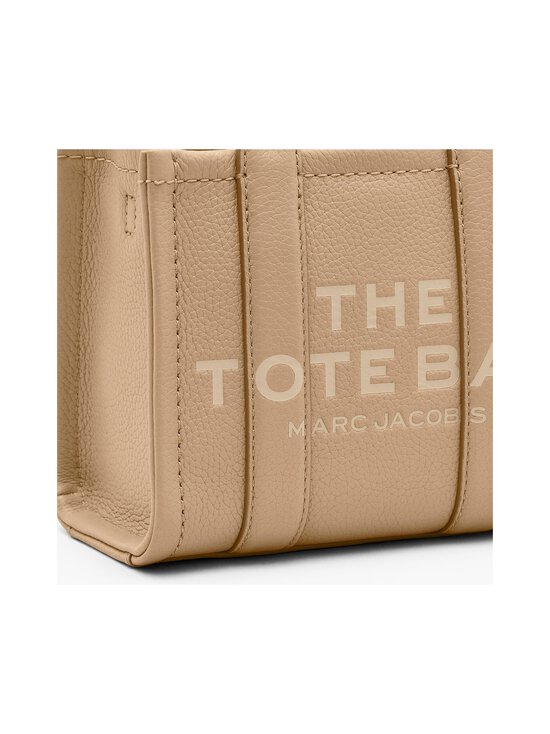 Marc Jacobs - The Micro Tote ādas soma - 230 CAMEL - photo 5 Marc Jacobs - The Micro Tote ādas soma - 230 CAMEL | Stockmann - photo 5