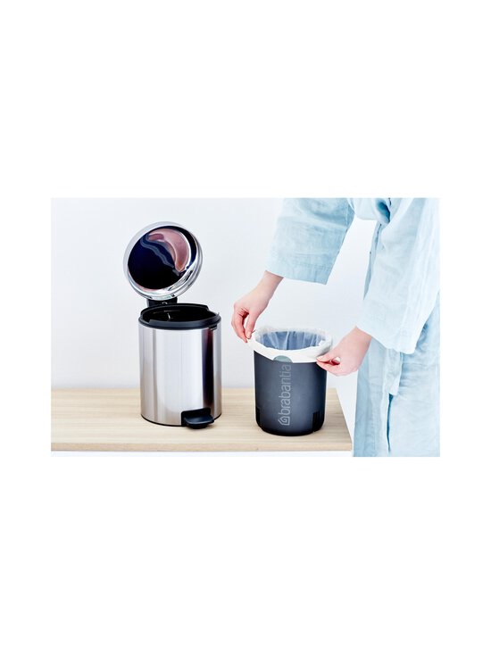 Brabantia - Newlcon atkritumu tvertne ar pedāli 5 l - TERÄS - photo 6 Brabantia - Newlcon atkritumu tvertne ar pedāli 5 l - TERÄS | Stockmann - photo 6