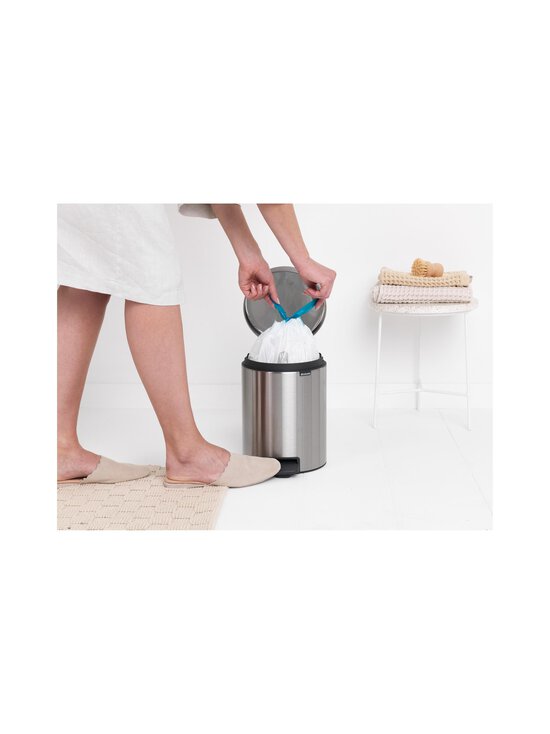 Brabantia - Newlcon atkritumu tvertne ar pedāli 5 l - TERÄS - photo 8 Brabantia - Newlcon atkritumu tvertne ar pedāli 5 l - TERÄS | Stockmann - photo 8