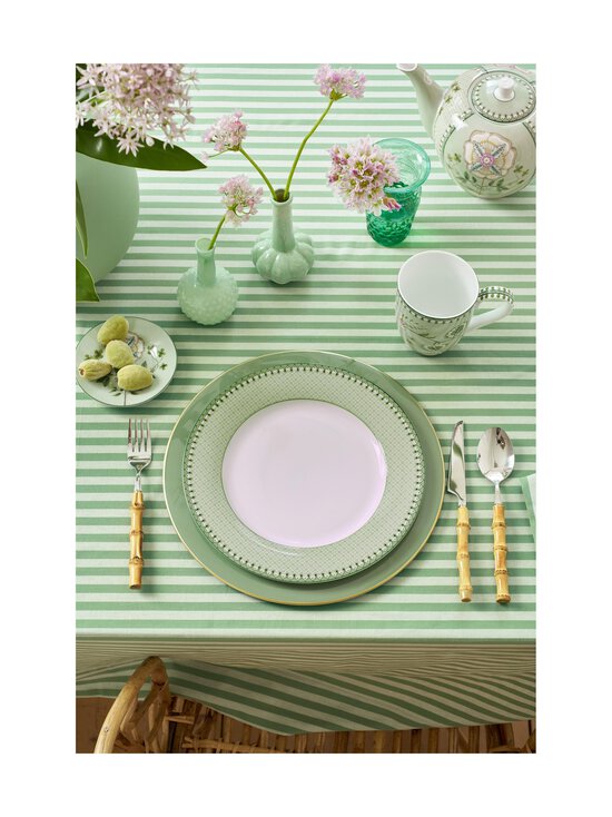 PIP Studio - Lily & Lotus Tiles porcelāna šķīvis 26,5 cm - LIGHT GREEN - photo 3 PIP Studio - Lily & Lotus Tiles porcelāna šķīvis 26,5 cm - LIGHT GREEN | Stockmann - photo 3