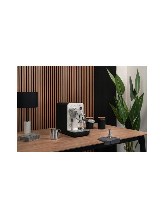 Smeg - EMC02WHMEU Minipro Coffee Machine ‑espressokone - BLACK | Stockmann - photo 9