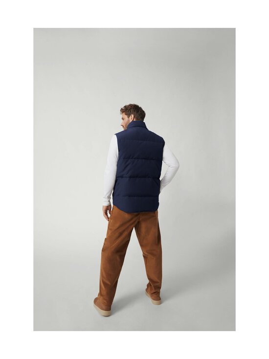 Canada Goose - Freestyle Crew dūnu veste - 63 ATLANTIC NVY-BLEU MAR ATLAN - photo 6 Canada Goose - Freestyle Crew dūnu veste - 63 ATLANTIC NVY-BLEU MAR ATLAN | Stockmann - photo 6