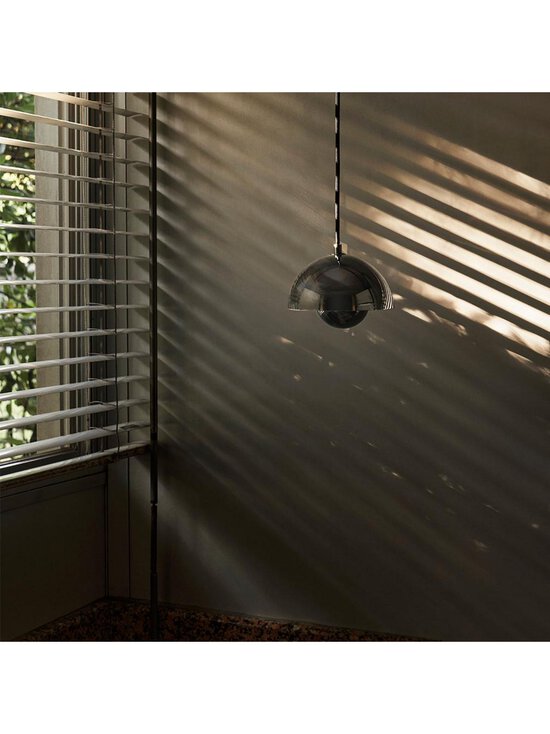 &Tradition - Flowerpot VP10 -riippuvalaisin - MESSINKI | Stockmann - photo 3