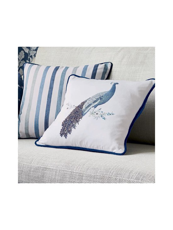 Laura Ashley - Peacock Beaded -koristetyyny 40 x 40 cm - 10 MIDNIGHT - photo 2 Laura Ashley - Peacock Beaded -koristetyyny 40 x 40 cm - 10 MIDNIGHT | Stockmann - photo 2