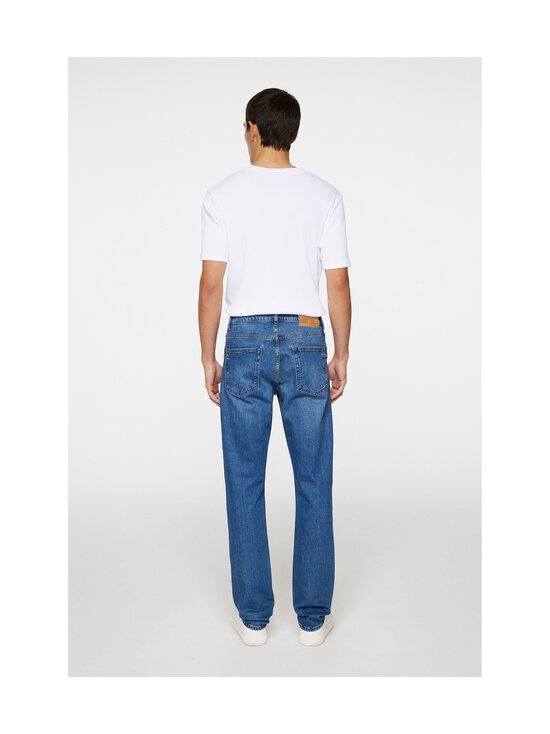 J.Lindeberg - Jax Mid Wash Slim džinsi - 6194 MID BLUE - photo 3 J.Lindeberg - Jax Mid Wash Slim džinsi - 6194 MID BLUE | Stockmann - photo 3