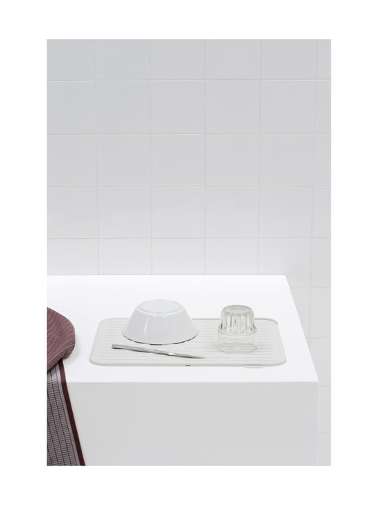 Brabantia - Silikoninen astiankuivausalusta - LIGHT GREY - photo 6 Brabantia - Silikoninen astiankuivausalusta - LIGHT GREY | Stockmann - photo 6