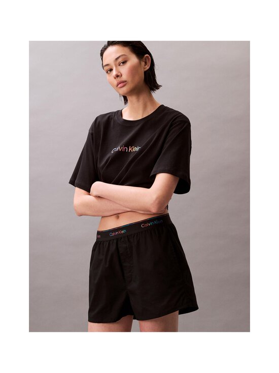 Calvin Klein Underwear - Logo Poplin Pride šorti - UB1 BLACK - photo 6 Calvin Klein Underwear - Logo Poplin Pride šorti - UB1 BLACK | Stockmann - photo 6