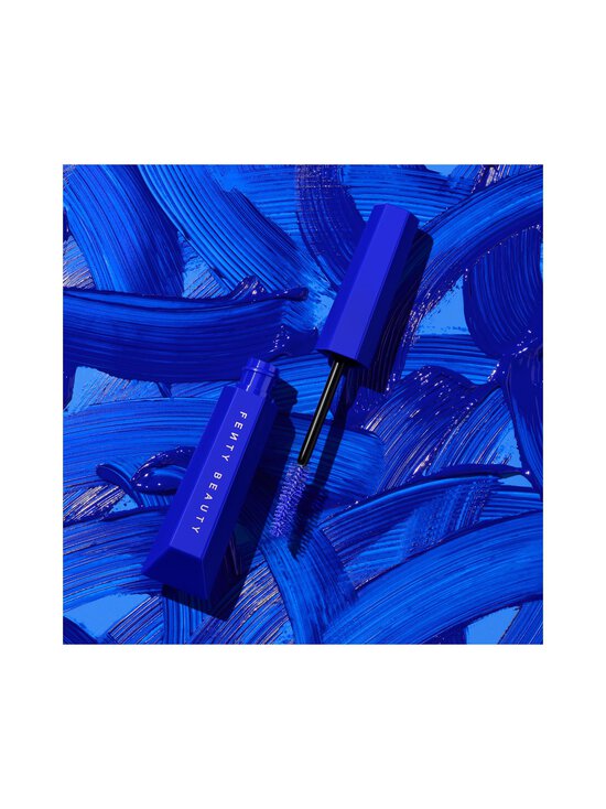 Fenty Beauty - Hella Thicc Volumizing Mascara -ripsiväri - BLUE - photo 2 Fenty Beauty - Hella Thicc Volumizing Mascara -ripsiväri - BLUE | Stockmann - photo 2