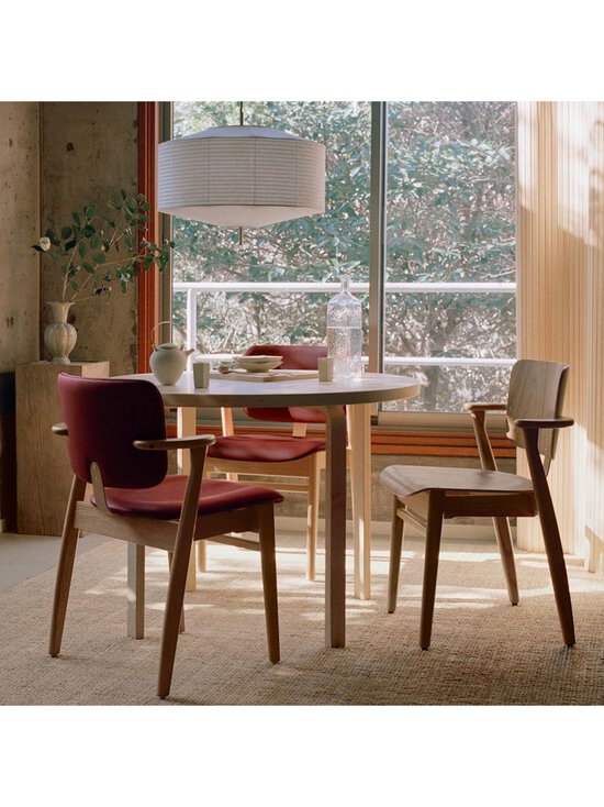 Artek - Domus-tuoli istuin- ja selkänojaverhoiltu Spectrum-nahka terracotta / lakattu tammi - BROWN | Stockmann - photo 4