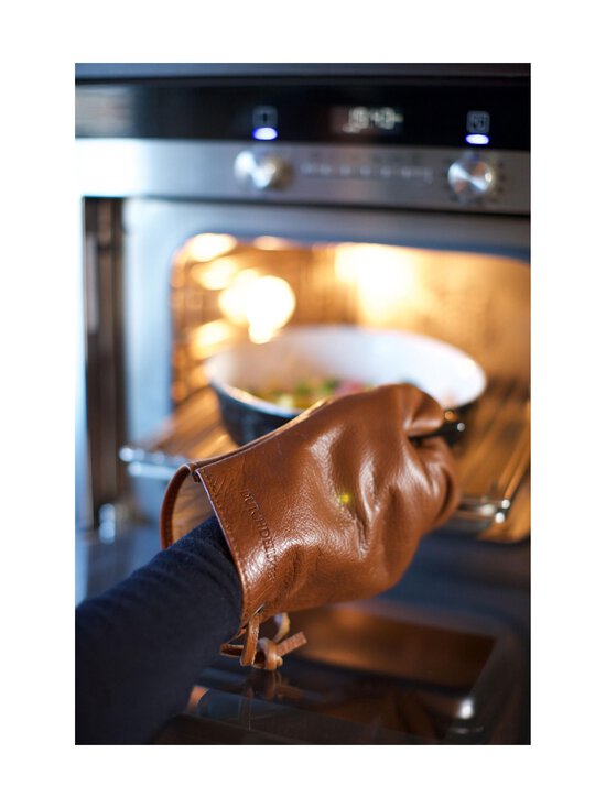 DUTCHDELUXES - Oven Mitt - CB CLASSIC BROWN - photo 4 DUTCHDELUXES - Oven Mitt - CB CLASSIC BROWN | Stockmann - photo 4