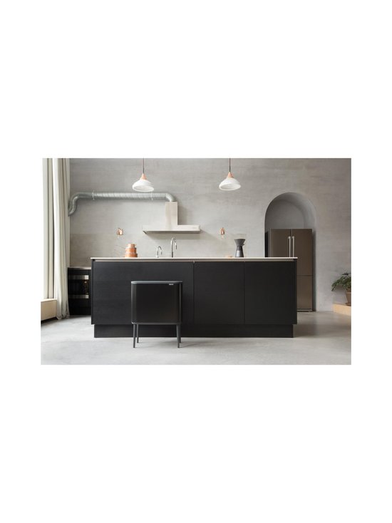 Brabantia - Kaheosaline prügikast Bo Touch Bin - MATT BLACK (MUSTA) - photo 3 Brabantia - Kaheosaline prügikast Bo Touch Bin - MATT BLACK (MUSTA) | Stockmann - photo 3
