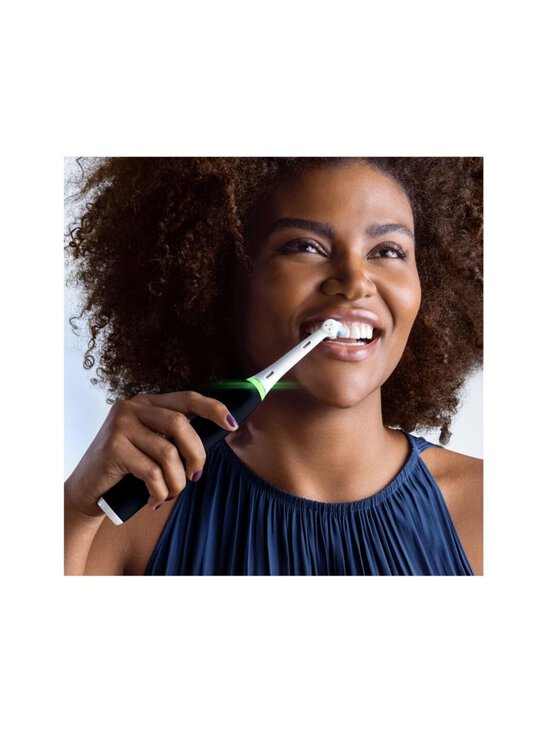 Oral-B - iO 3 -sähköhammasharja - BLACK - photo 6 Oral-B - iO 3 -sähköhammasharja - BLACK | Stockmann - photo 6